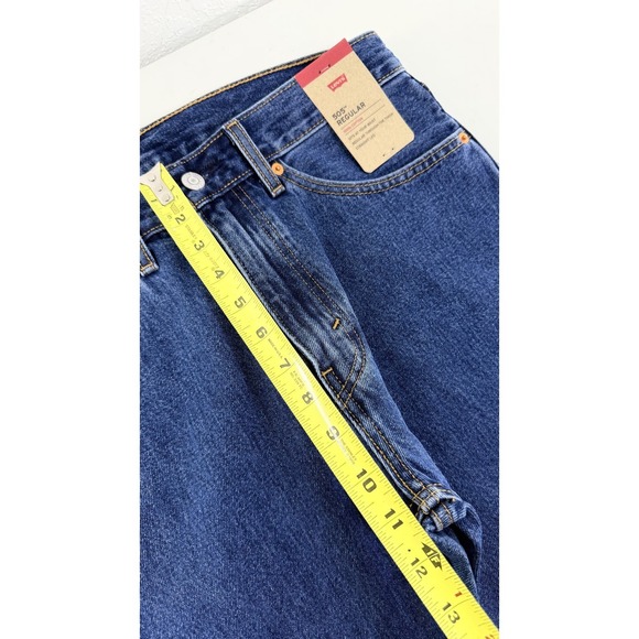 Levi's 505 Regular Jeans Mens 33x32 Blue Denim Straight Leg Medium Wash - Picture 6 of 13